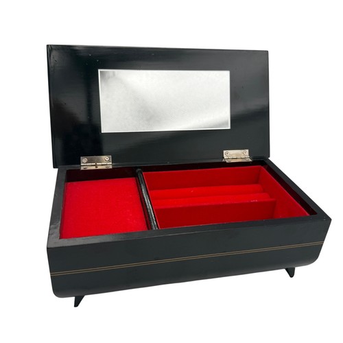 Vintage japanese black lacquer - black,