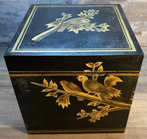 Vintage black lacquer - lacquer, bird