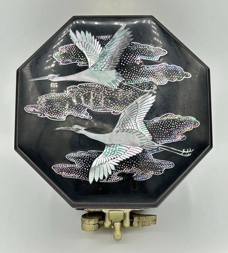 Japanese black lacquer box - black,